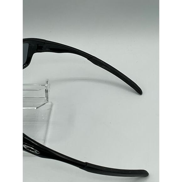 Oakley Canteen Men's Sunglasses- Black. OO9225-01 - Picture 5 of 9